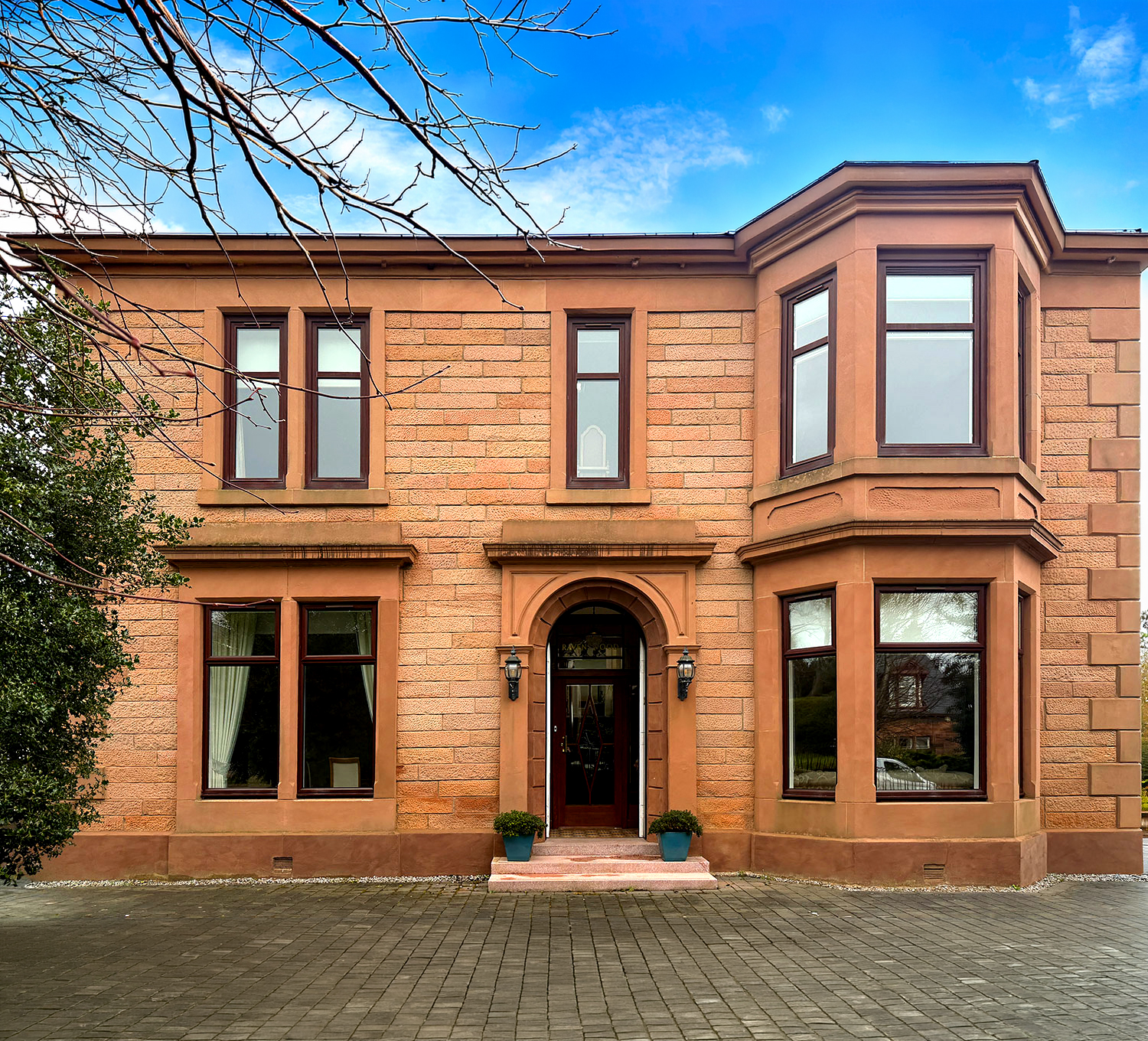 Survey of historic property in Glasgow